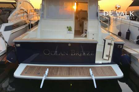 SABRE 38 HARD TOP EXPRESS