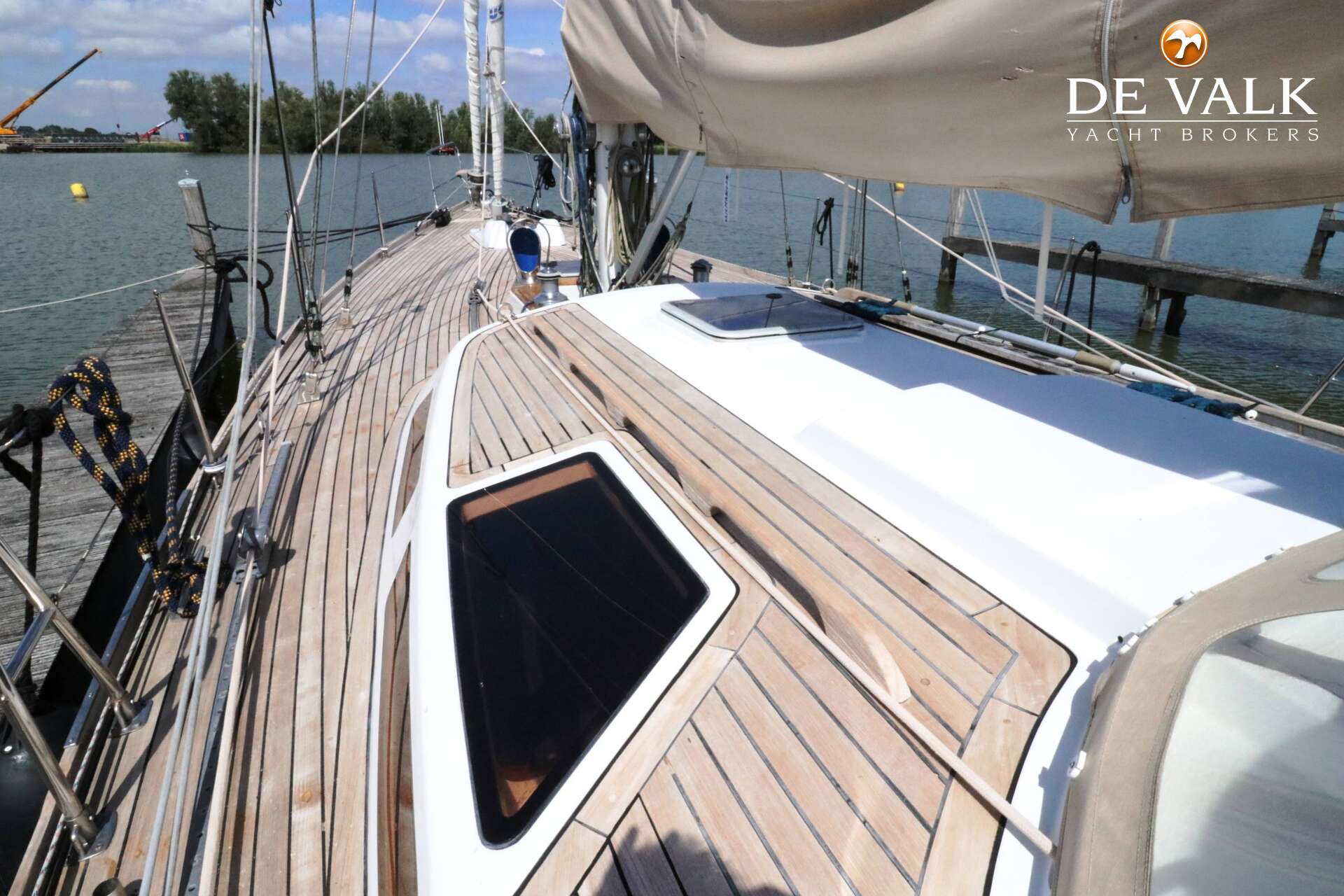 SAFFIER 46 sailing yacht for sale De Valk Yacht broker