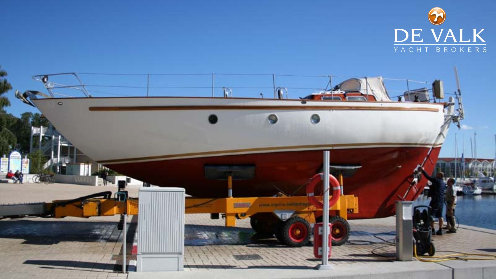 saga 40 yacht