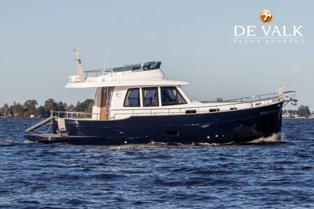 SASGA YACHTS MENORQUIN 42 FLYBRIDGE