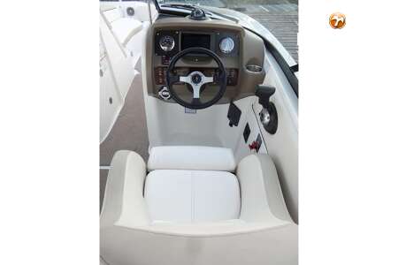 SEA RAY 300 SUNDECK