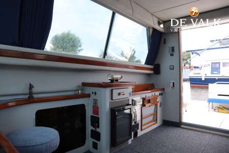SEA RAY 370 SEDAN BRIDGE