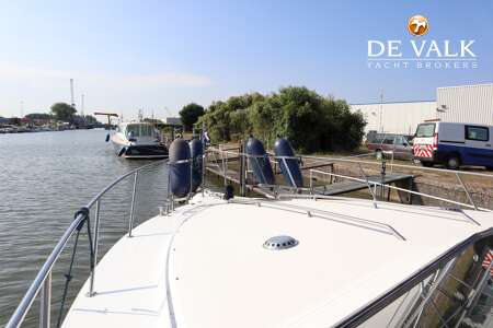 SEA RAY 380 AFT CABIN