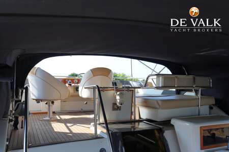 SEA RAY 380 AFT CABIN