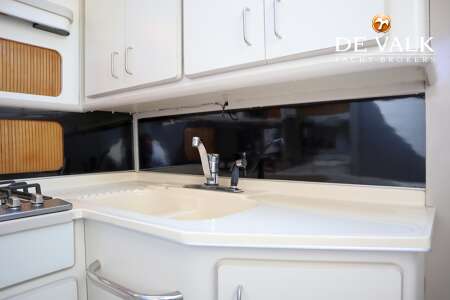 SEA RAY 380 AFT CABIN