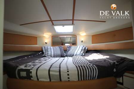 SEA RAY 380 AFT CABIN