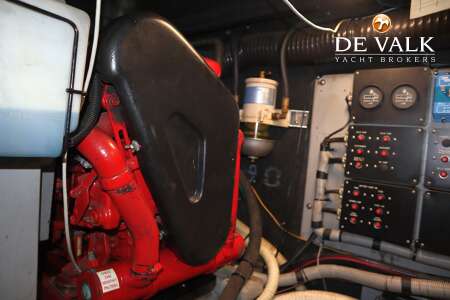 SEA RAY 380 AFT CABIN
