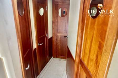 SEA RAY 52 SEDAN BRIDGE