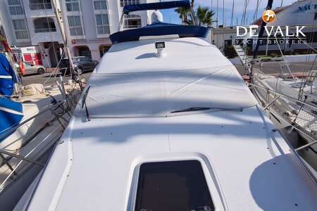 SEALINE F33 FLYBRIDGE