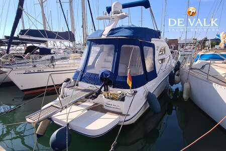 SEALINE F33 FLYBRIDGE
