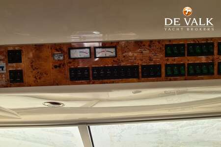 SEALINE F33 FLYBRIDGE