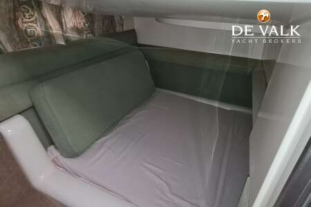 SEALINE F33 FLYBRIDGE