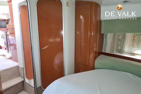 SEALINE F33 FLYBRIDGE