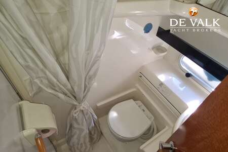 SEALINE F33 FLYBRIDGE