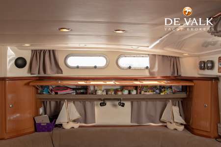 SEALINE S37 SPORTS CRUISER