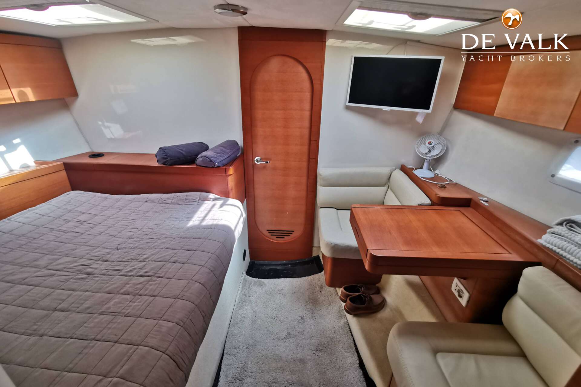 SHIPMAN 50 sailing yacht for sale De Valk Yacht broker