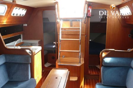 SIGMA 38 OD sailing yacht for sale | De Valk Yacht broker