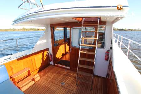 SMELNE 1240 FLYBRIDGE