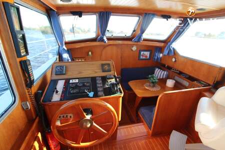 SMELNE 1240 FLYBRIDGE