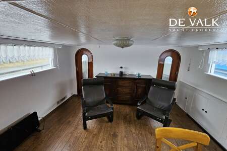 SPITS 38 M LIVEABOARD VESSEL