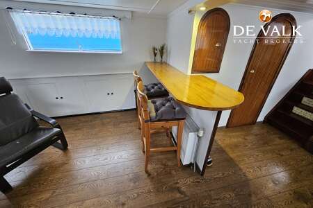 SPITS 38 M LIVEABOARD VESSEL