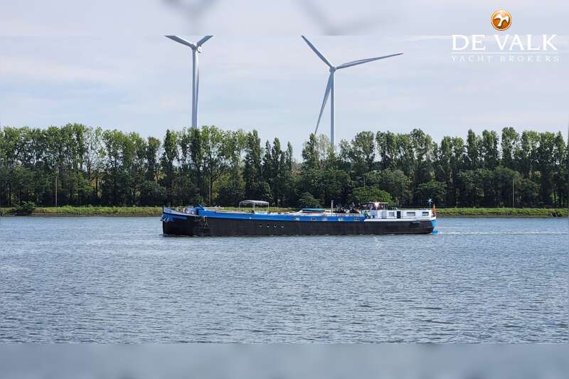 SPITS 38 M LIVEABOARD VESSEL
