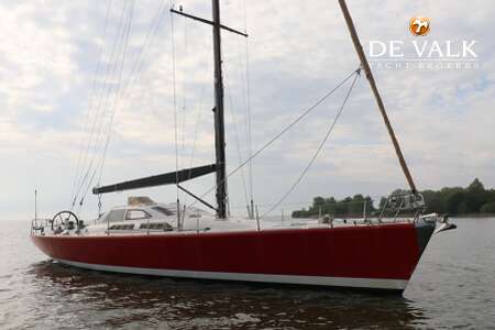 SIMONIS / VOOGD 63 WITH LIFT KEEL