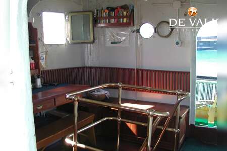 STEAM TUG 31M
