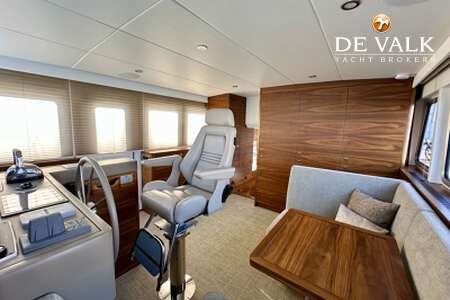STEELER EXPLORER 50 PILOTHOUSE