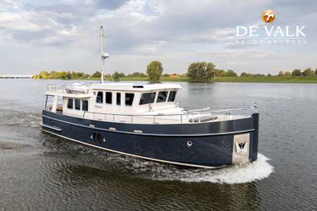STEELER EXPLORER 50 PILOTHOUSE