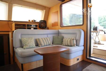 SUNREEF 62