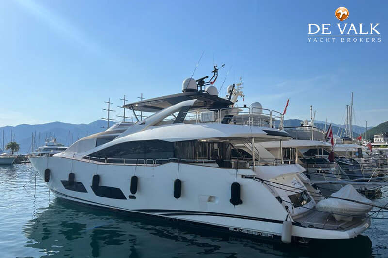 SUNSEEKER 28 M YACHT
