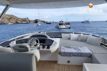 SUNSEEKER 86 YACHT
