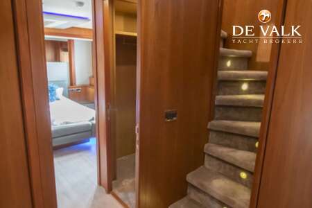 SUNSEEKER 86 YACHT