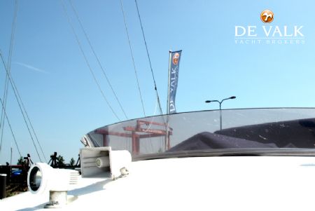 SUNSEEKER MANHATTAN 53