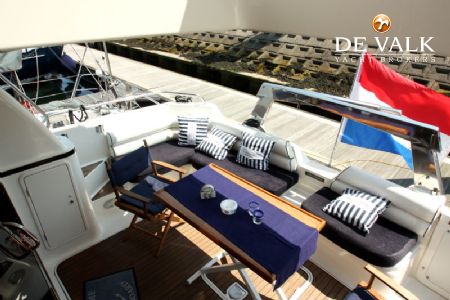 SUNSEEKER MANHATTAN 53