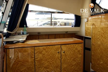 SUNSEEKER MANHATTAN 53