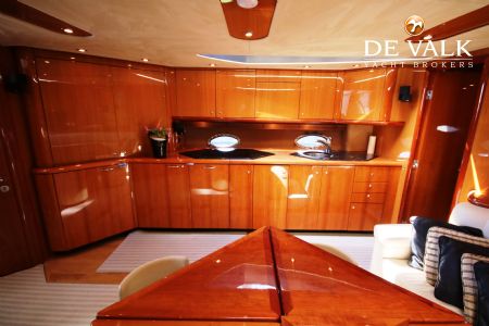 SUNSEEKER PREDATOR 68