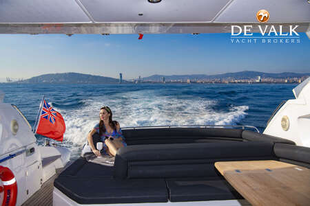 SUNSEEKER PREDATOR 68