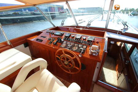 SUPER VAN CRAFT 1480