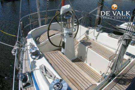 SWAN 38