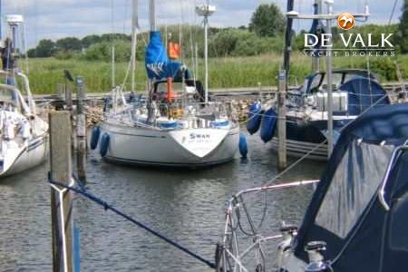 SWAN 38