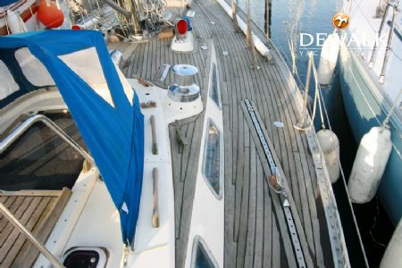 SWAN 44