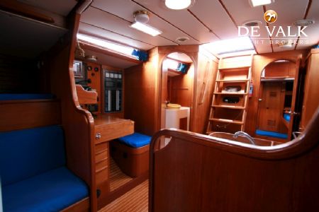 SWAN 44