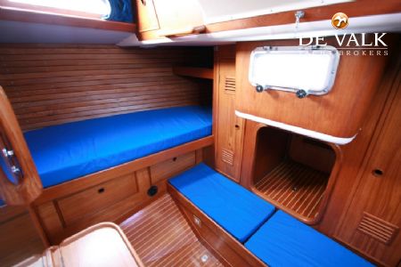 SWAN 44