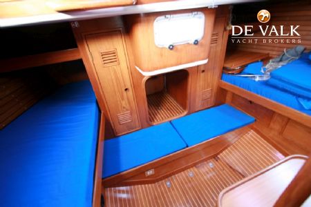 SWAN 44