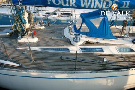 SWAN 44