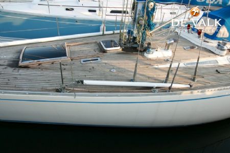 SWAN 44