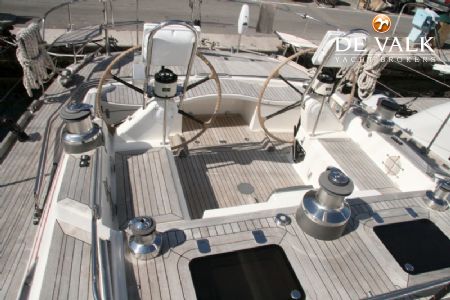 SWAN 62