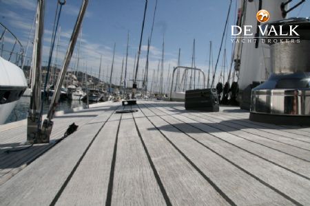 SWAN 62